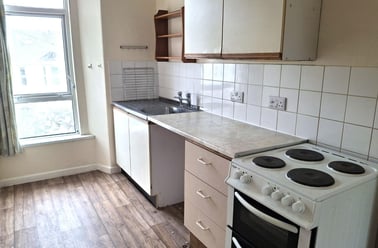 Lisson Grove, Mutley, Plymouth - Image 3